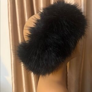Chic Black Faux Fur Head band